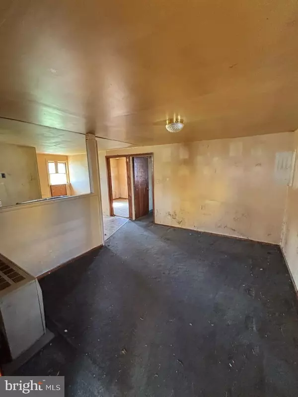 Dover, PA 17315,4250 QUEEN ST