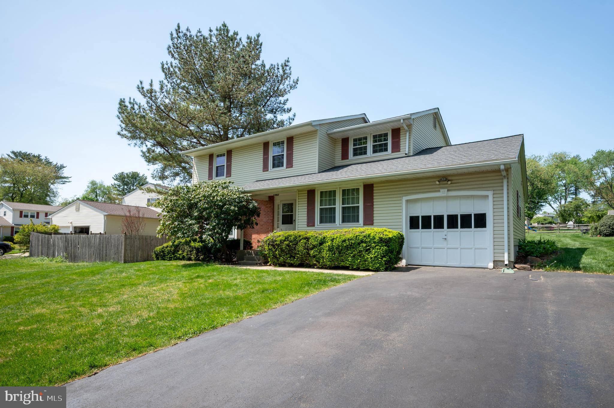 Wilmington, DE 19808,11 WHITEKIRK DR