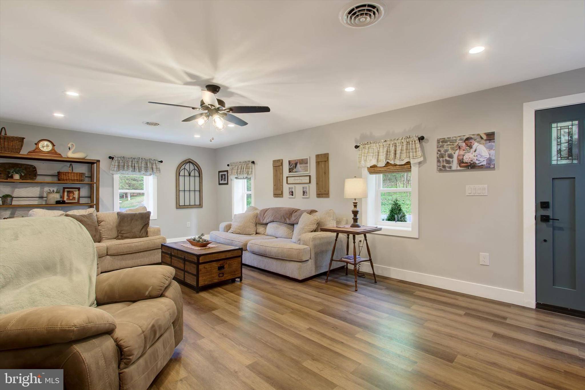 New Bloomfield, PA 17068,988 CLOUSER HOLLOW RD