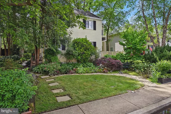 Falls Church, VA 22046,125 W MARSHALL ST