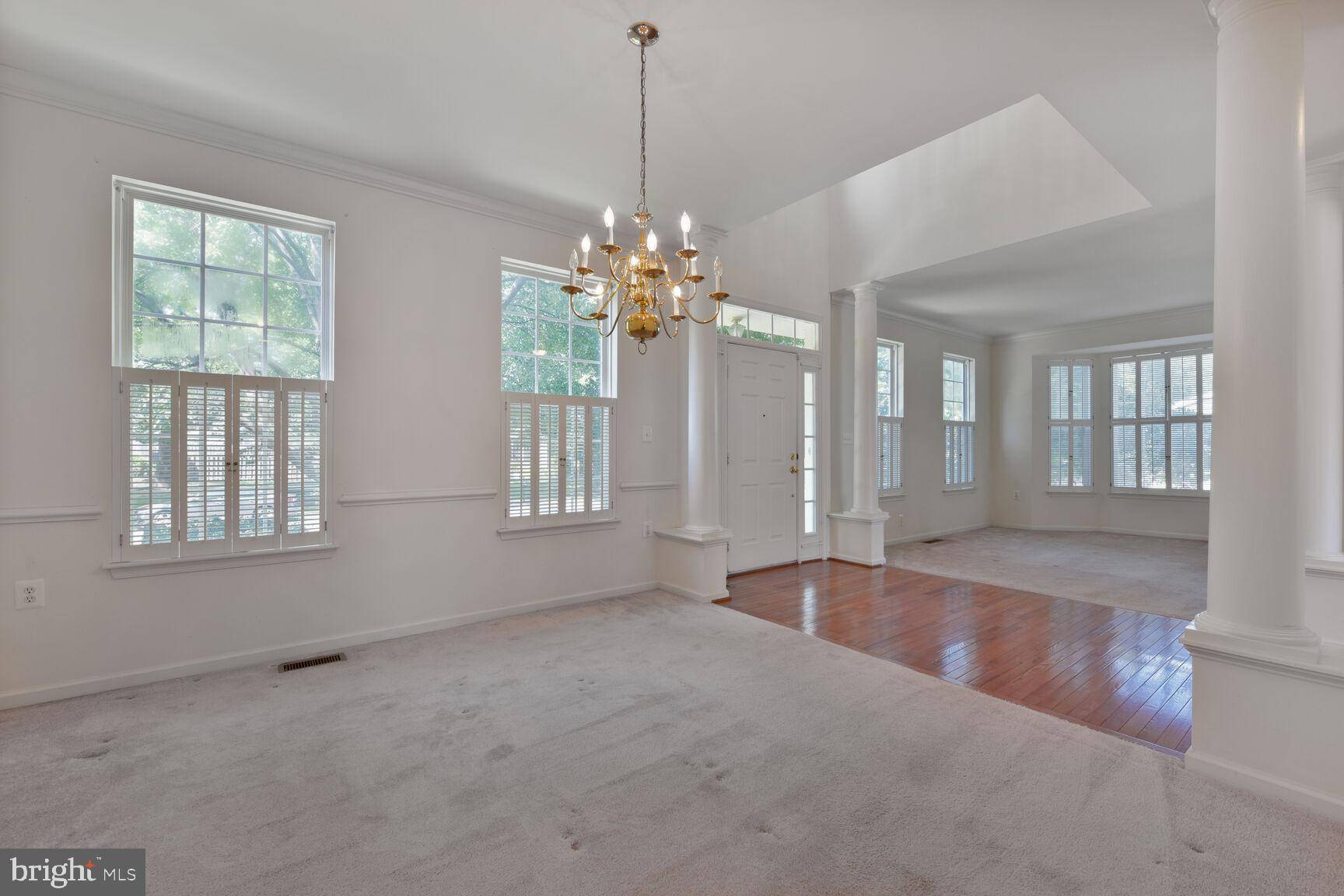 Leesburg, VA 20176,607 MARSHALL DR NE