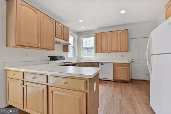 Leesburg, VA 20176,607 MARSHALL DR NE