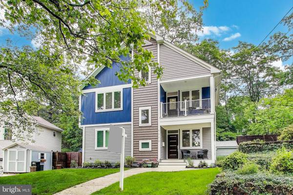 Kensington, MD 20895,4008 HALSEY CT