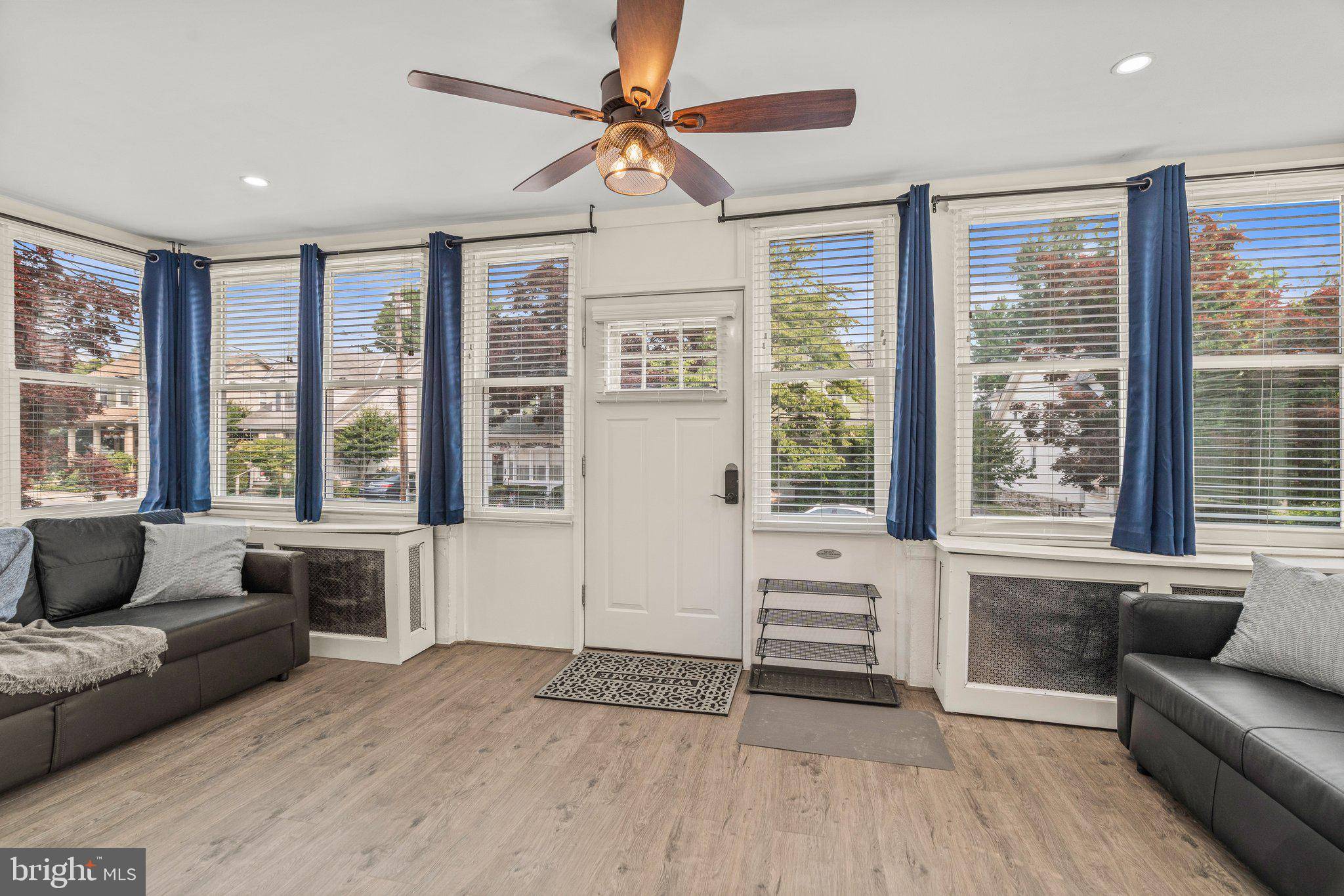 Narberth, PA 19072,344 MEETING HOUSE LN #1