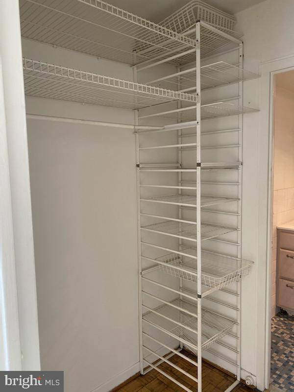 Philadelphia, PA 19103,224-30 W RITTENHOUSE SQ #915A