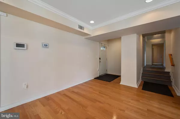 Lanham, MD 20706,5518 LANHAM STATION RD