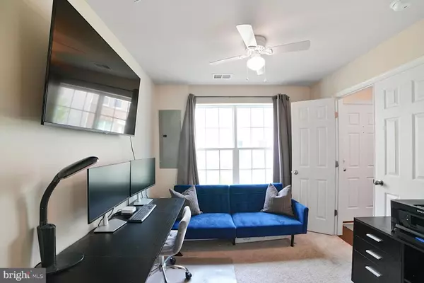 Beltsville, MD 20705,12521 HONEY LOCUST WAY