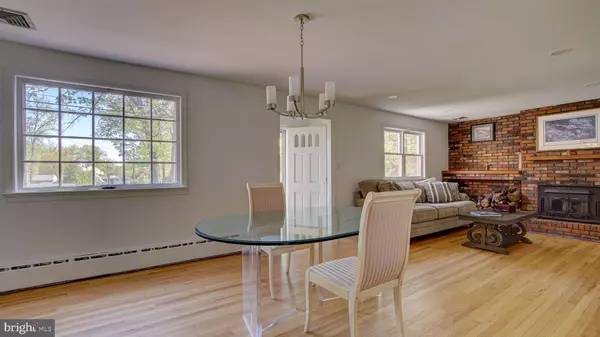 East Brunswick, NJ 08816,23 SERVISS AVE