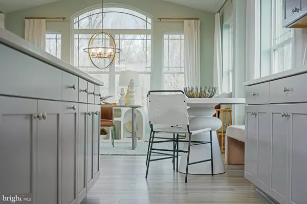 White Plains, MD 20695,5282 NEWPORT CIR