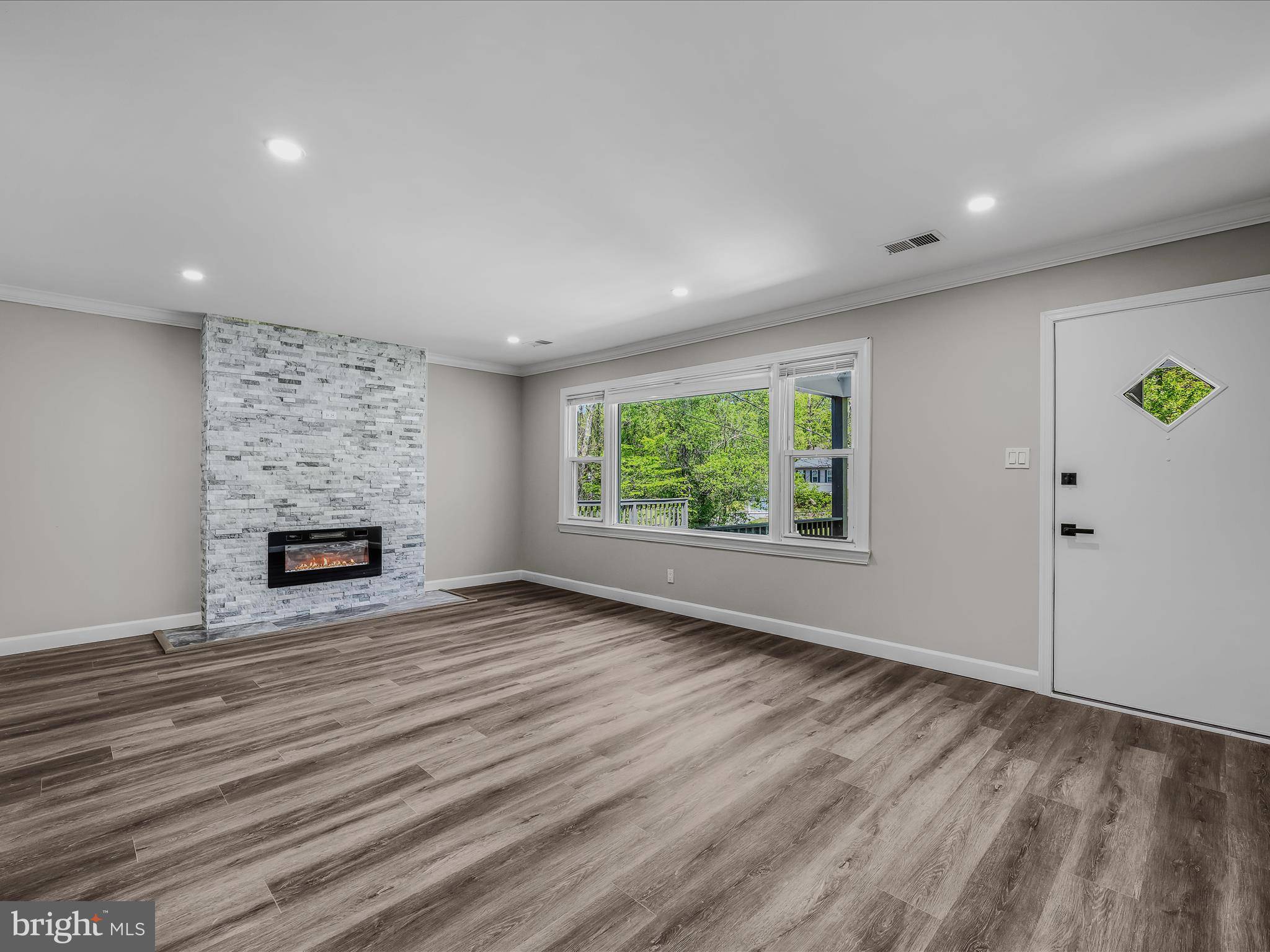 Harpers Ferry, WV 25425,1639 SHENANDOAH RIVER DR