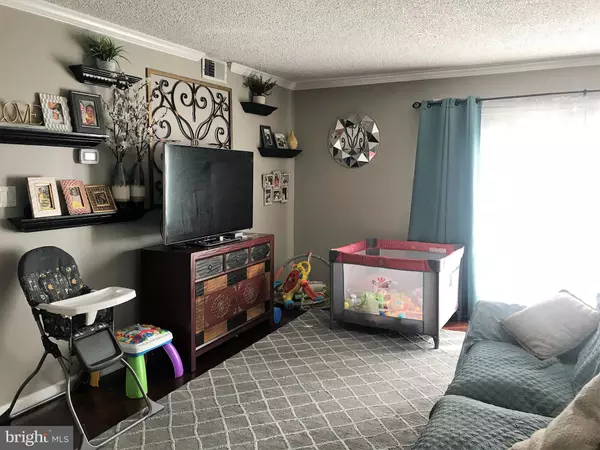Woodbridge, VA 22191,15630 WEATHERVANE TRL #630