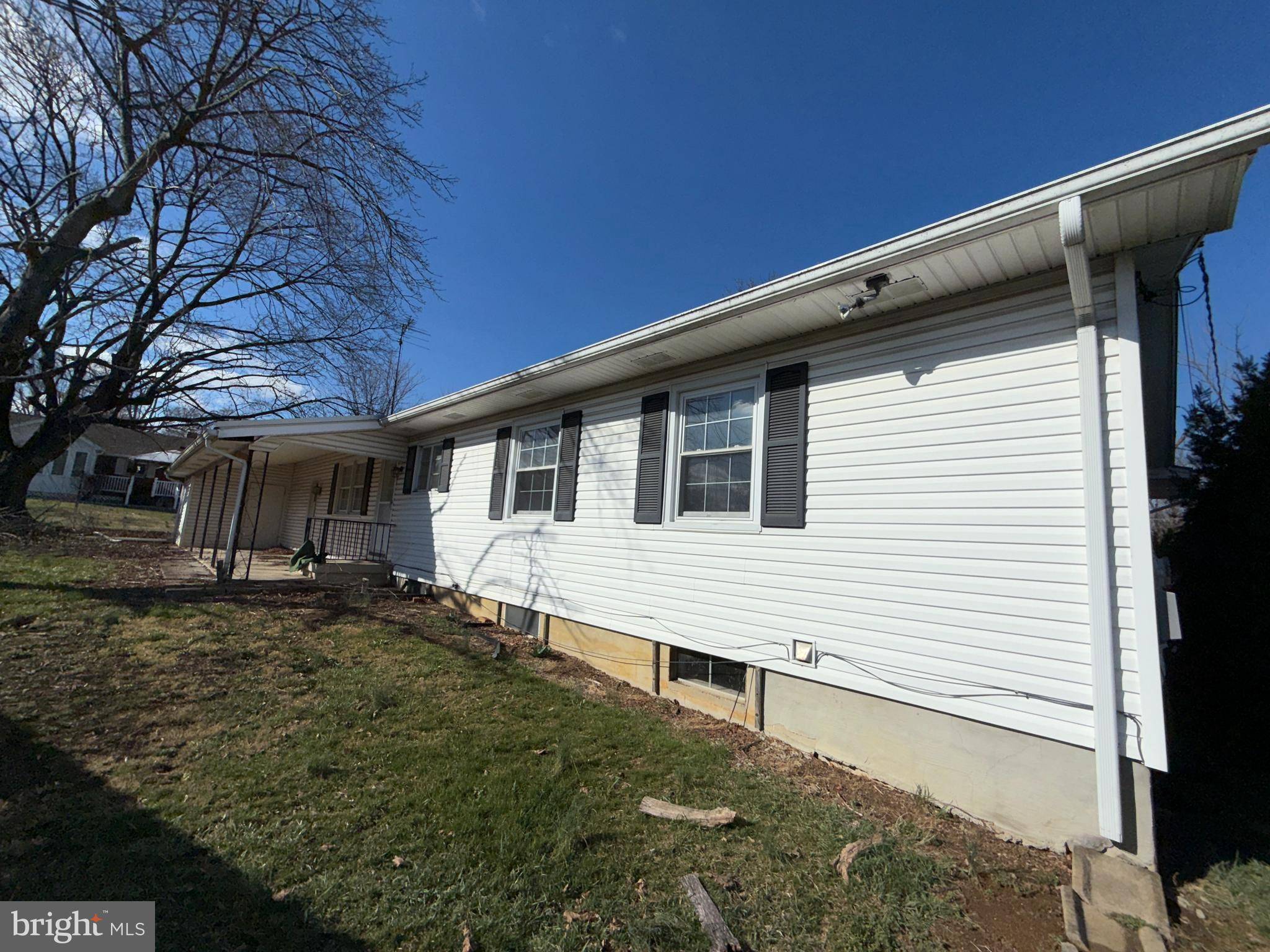 Martinsburg, WV 25401,200 GREENBRIAR RD