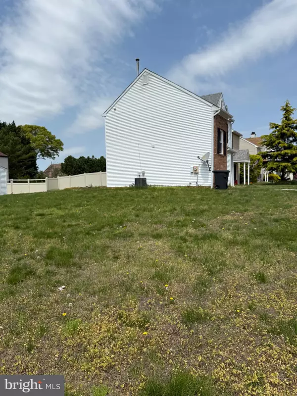 Turnersville, NJ 08012,220 POPLAR ST