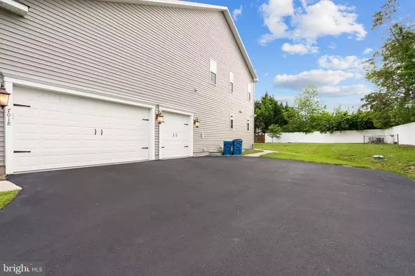 Centreville, VA 20121,7018 CENTREVILLE RD