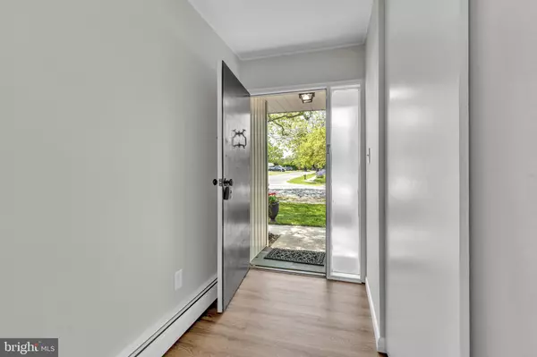 Newark, DE 19713,17 KENSINGTON LN