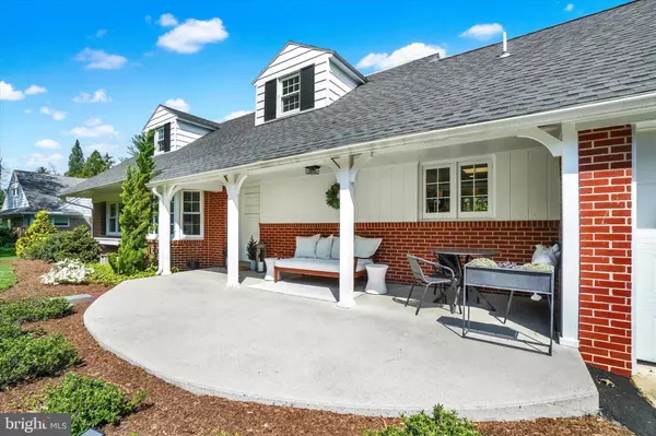 York, PA 17403,1235 WILTSHIRE RD