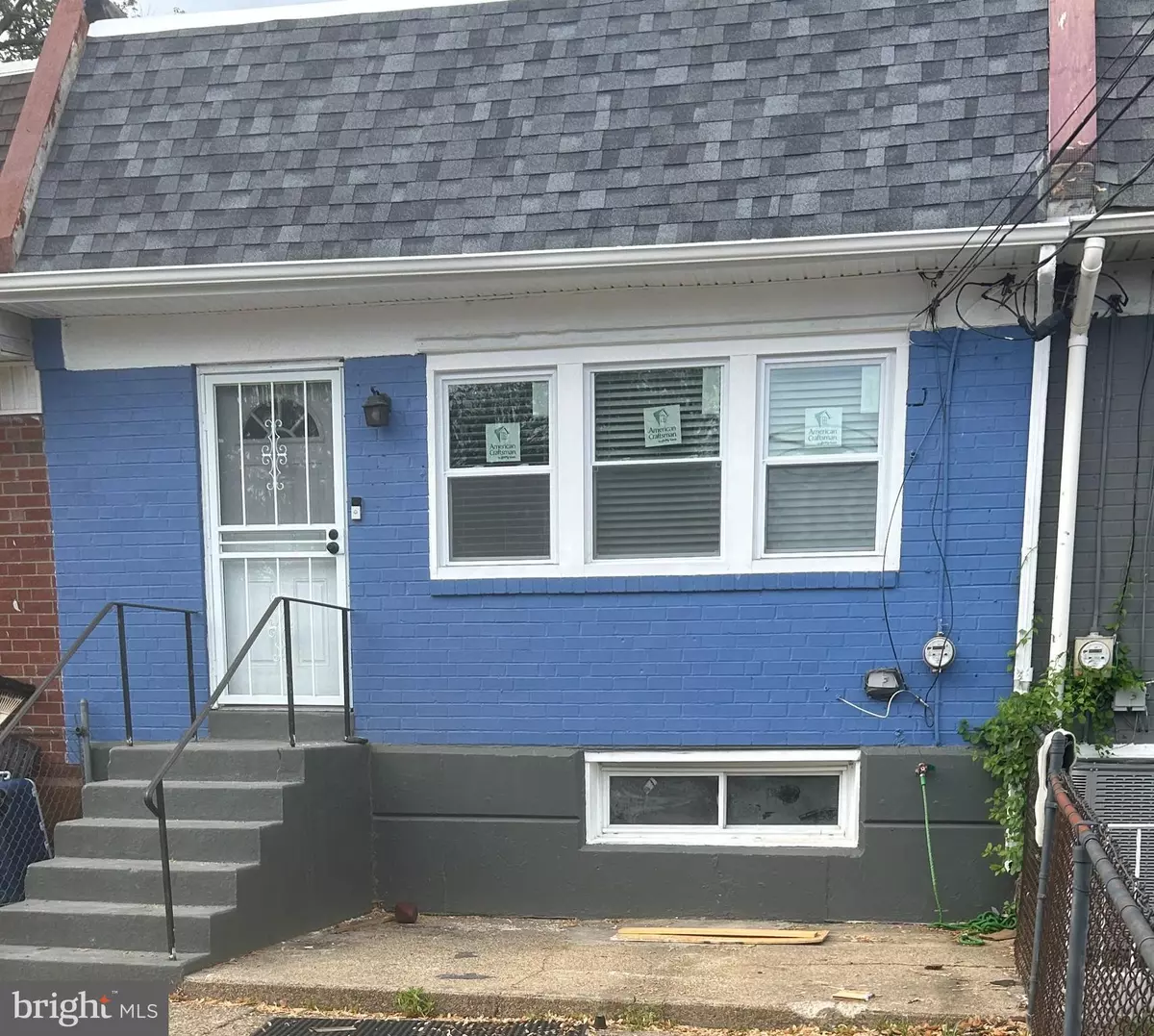 Camden, NJ 08104,1122 LAKESHORE DR
