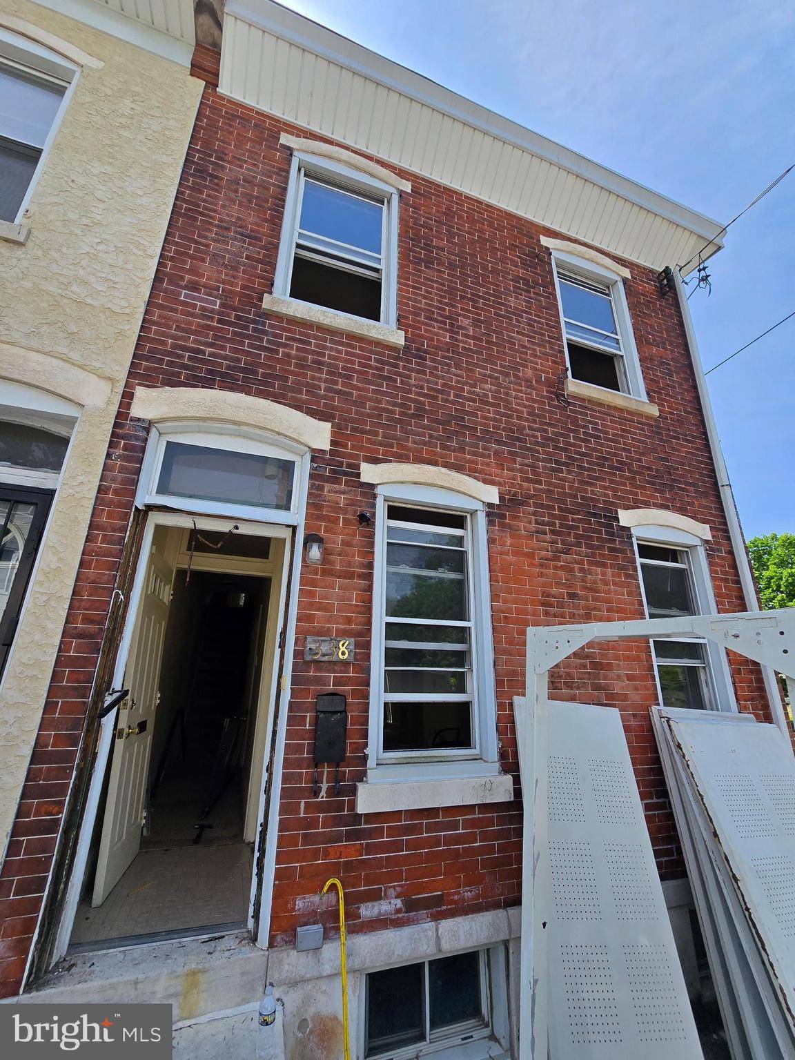 338 E ARMAT ST, Philadelphia, PA 19144