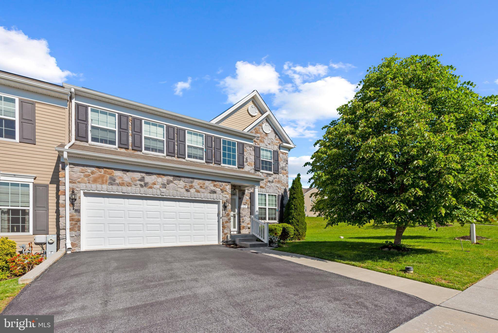 Westminster, MD 21157,182 GREENVALE MEWS DR #13