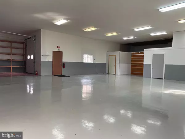 Petersburg, PA 16669,7158 SHAVERS CREEK RD