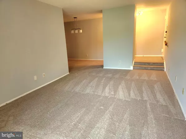 Beltsville, MD 20705,11220 CHERRY HILL RD #243