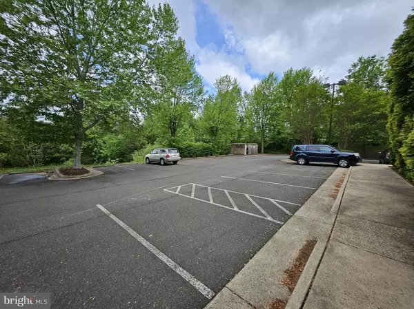 Warrenton, VA 20186,410 ROSEDALE CT #270