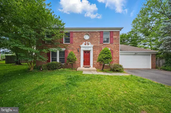 Fairfax, VA 22033,13123 CROSS KEYS CT
