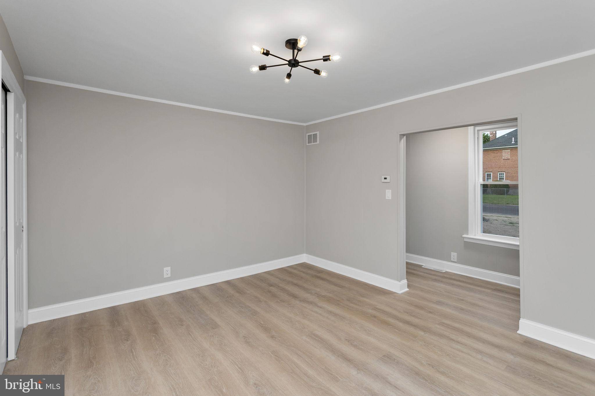 Hamilton, NJ 08610,360 E FRANKLIN ST