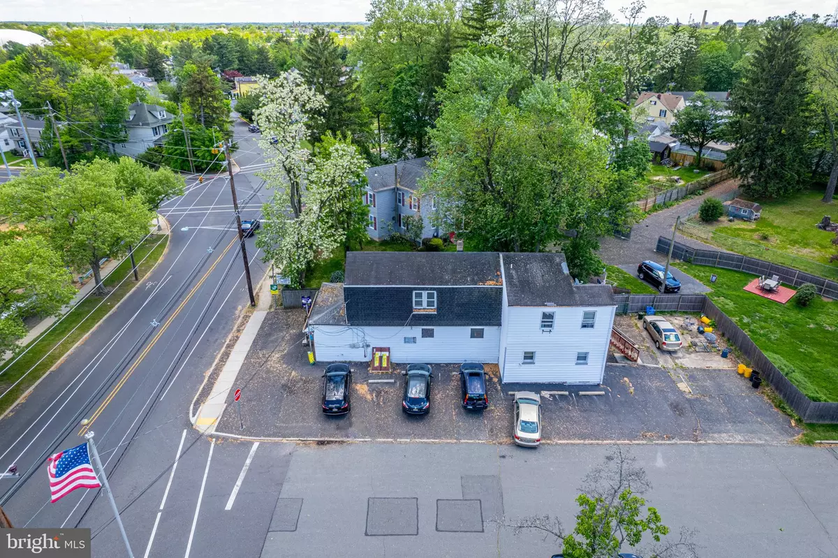Ewing, NJ 08638,3 BUTTONWOOD DR