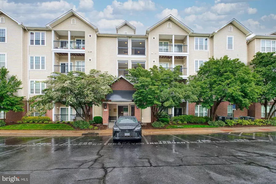 1530 SPRING GATE DR #9208, Mclean, VA 22102