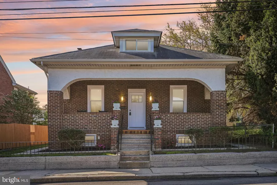 825 COATES ST, Bridgeport, PA 19405