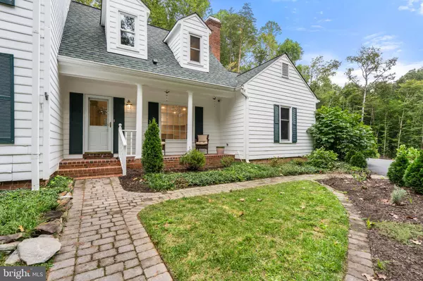 Fairfax Station, VA 22039,11714 WINTERWAY LN