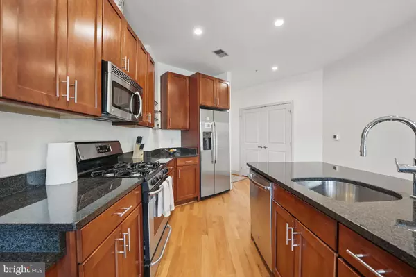 Arlington, VA 22201,1800 WILSON BLVD #248
