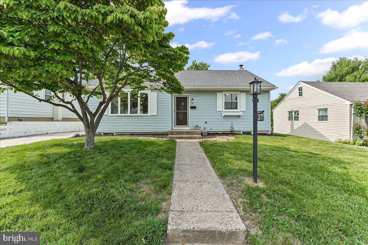 37 LOUISE RD, New Castle, DE 19720