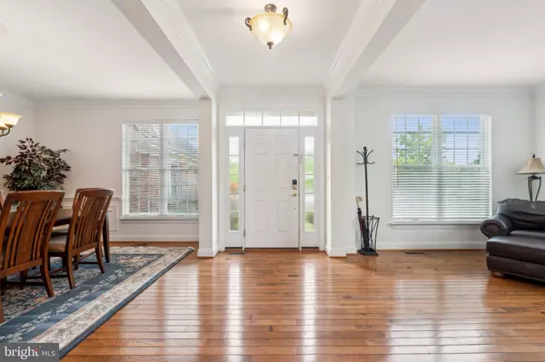 Brambleton, VA 20148,42795 EXPLORER DR