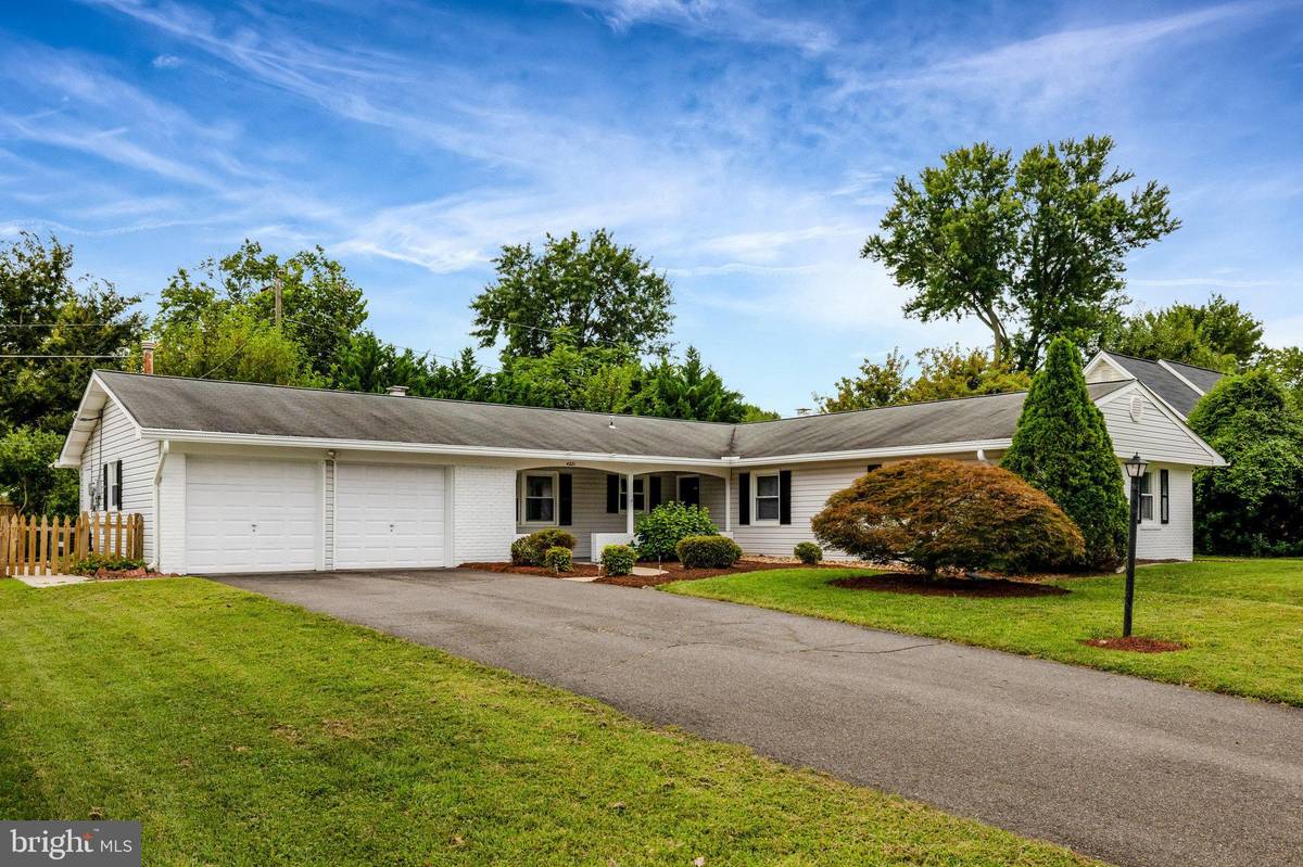Fairfax, VA 22033,4221 PEEKSKILL LN