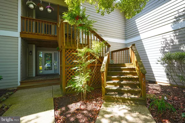 Lewes, DE 19958,33955 MIDDLETON CIR #5