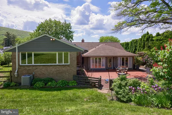 Reading, PA 19604,1515 ROCKLAND ST