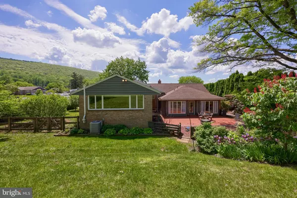 Reading, PA 19604,1515 ROCKLAND ST