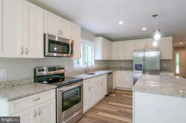 Orange, VA 22960,130 S ALMOND ST