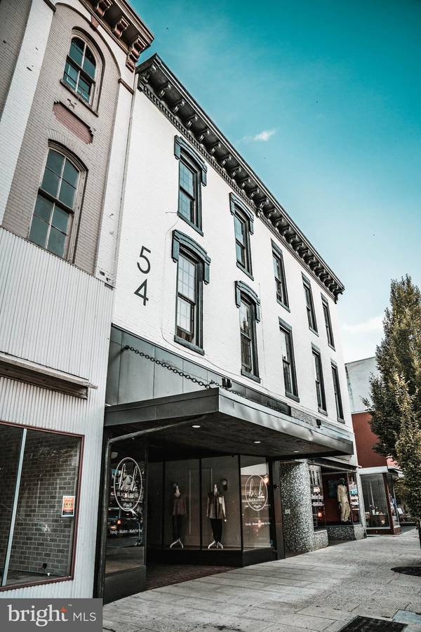 Chambersburg, PA 17202,54 S S MAIN STREET