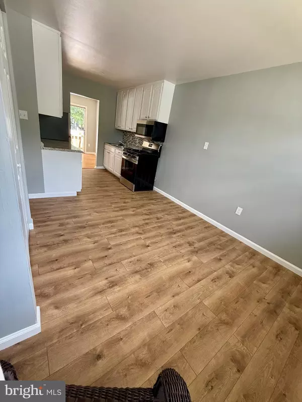 Springdale, MD 20774,4029 92ND