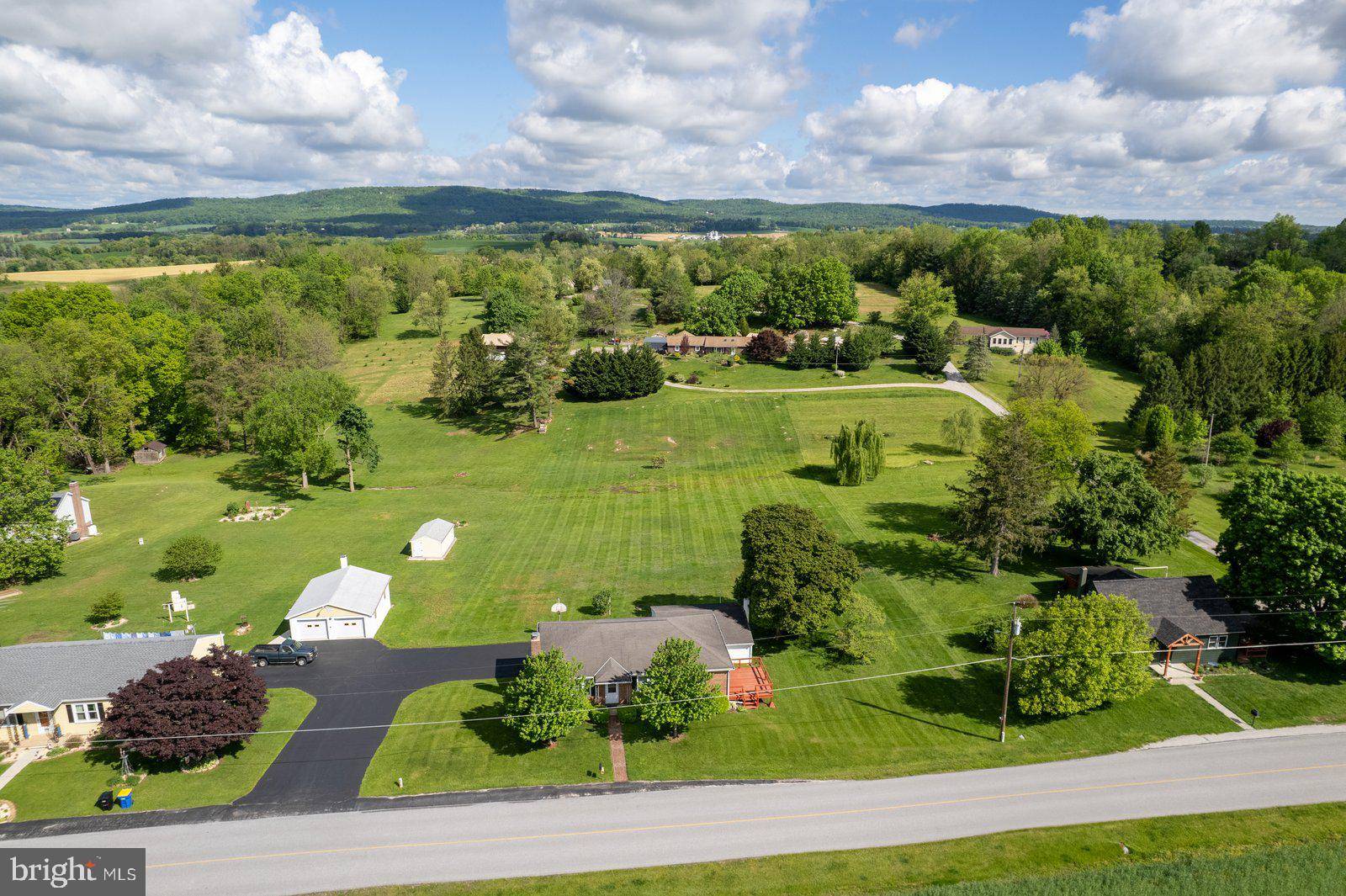 Spring Grove, PA 17362,2046 YINGLING DR