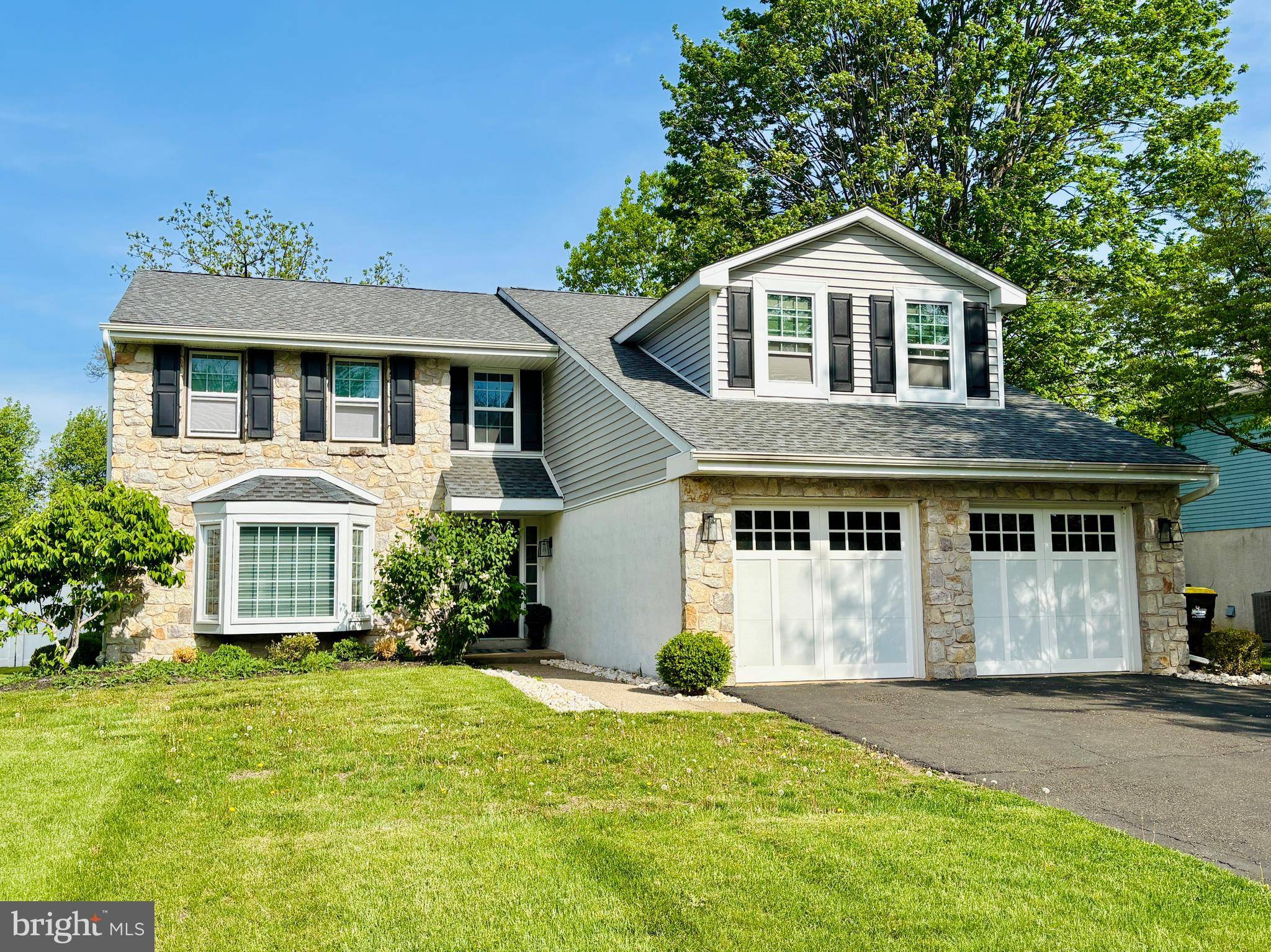 879 VILLAGE CIR, Blue Bell, PA 19422
