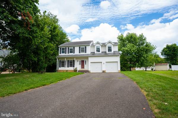 6 MAPLE AVE, Hightstown, NJ 08520