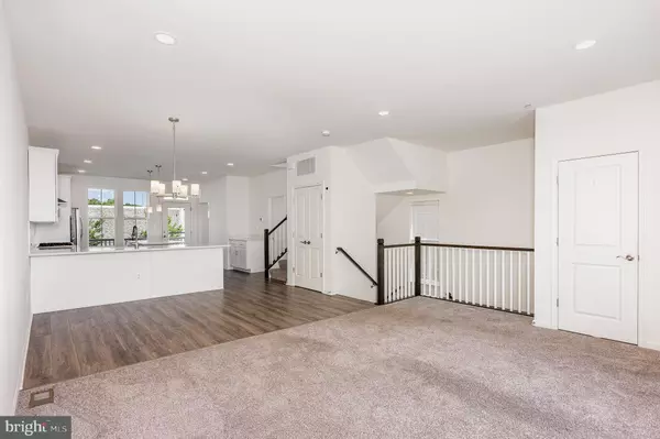 Baltimore, MD 21237,7241 MARTIN FARM CIR