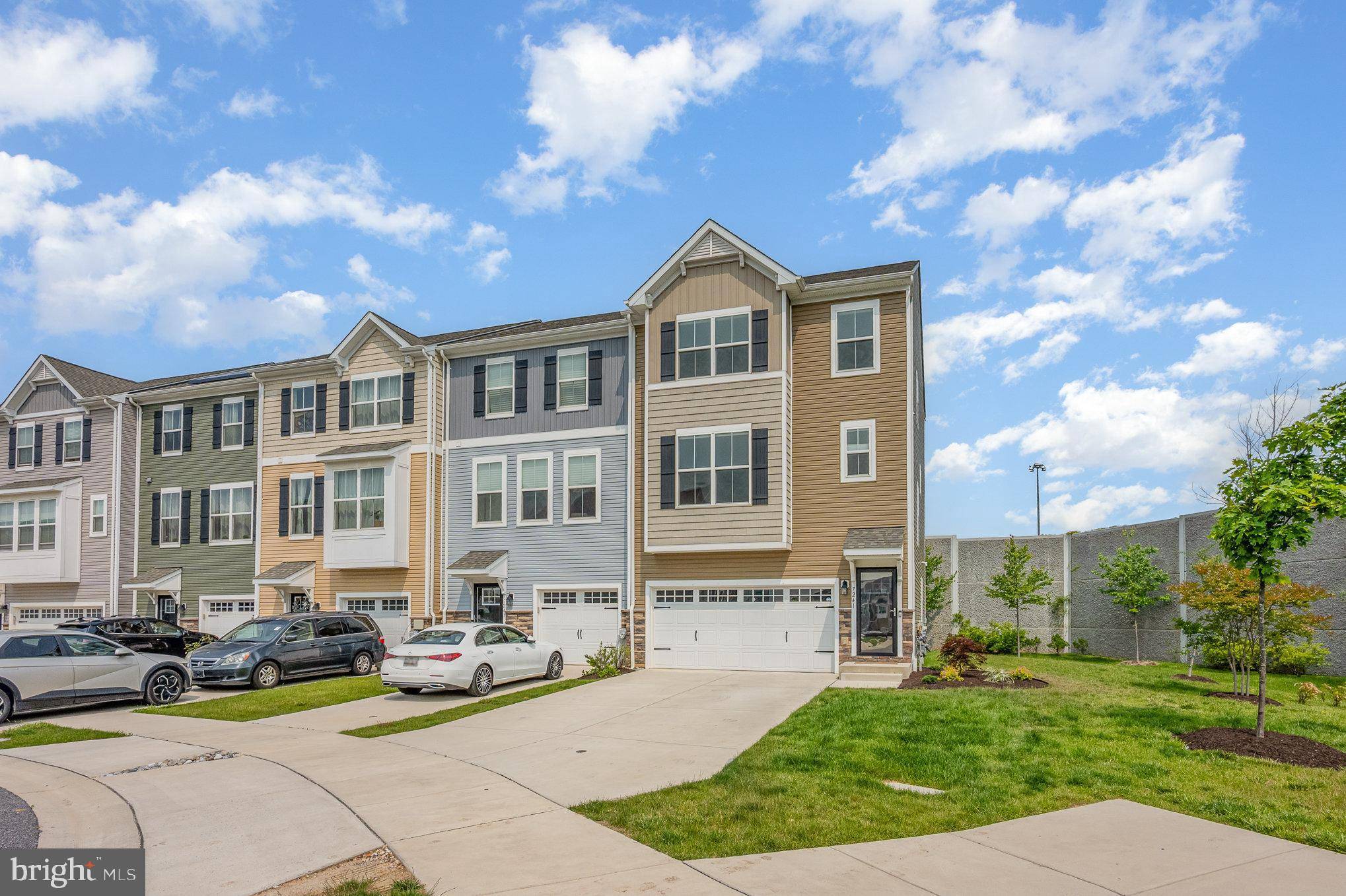 7241 MARTIN FARM CIR, Baltimore, MD 21237