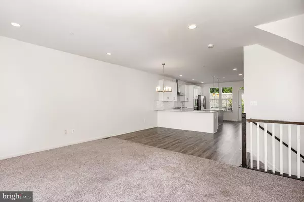 Baltimore, MD 21237,7241 MARTIN FARM CIR
