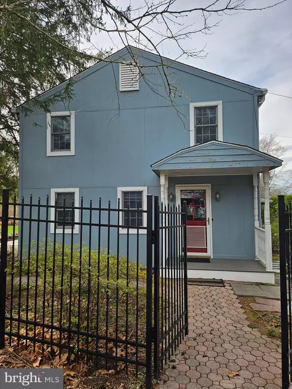 New Hope, PA 18938,242 AND 244 S SUGAN RD
