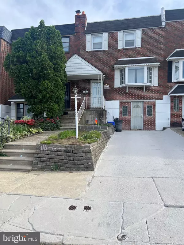 4126 CHALFONT DR, Philadelphia, PA 19154